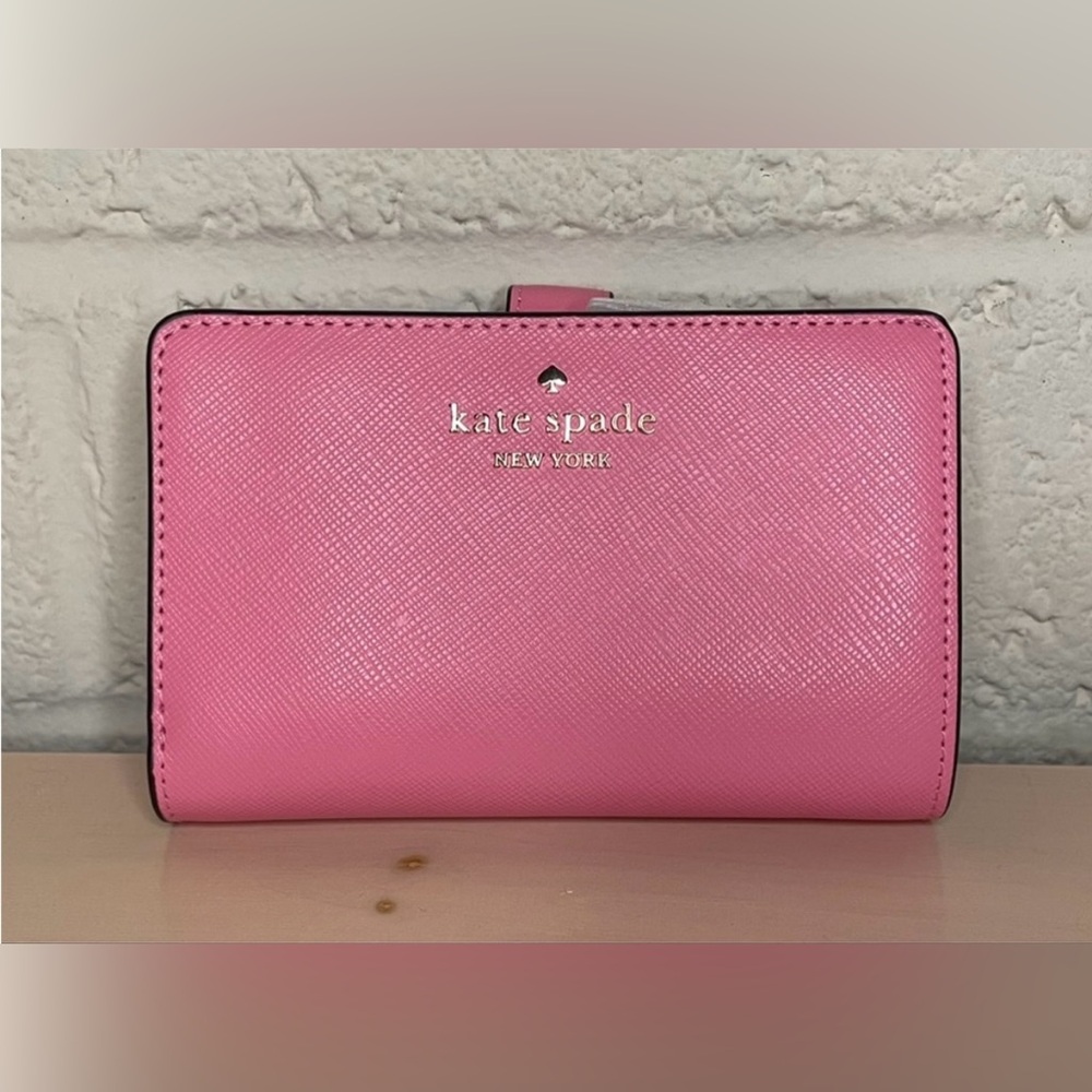 🆕♠️ Kate Spade Madison Medium Compact Bifold Wallet in Blossom Pink 🌸